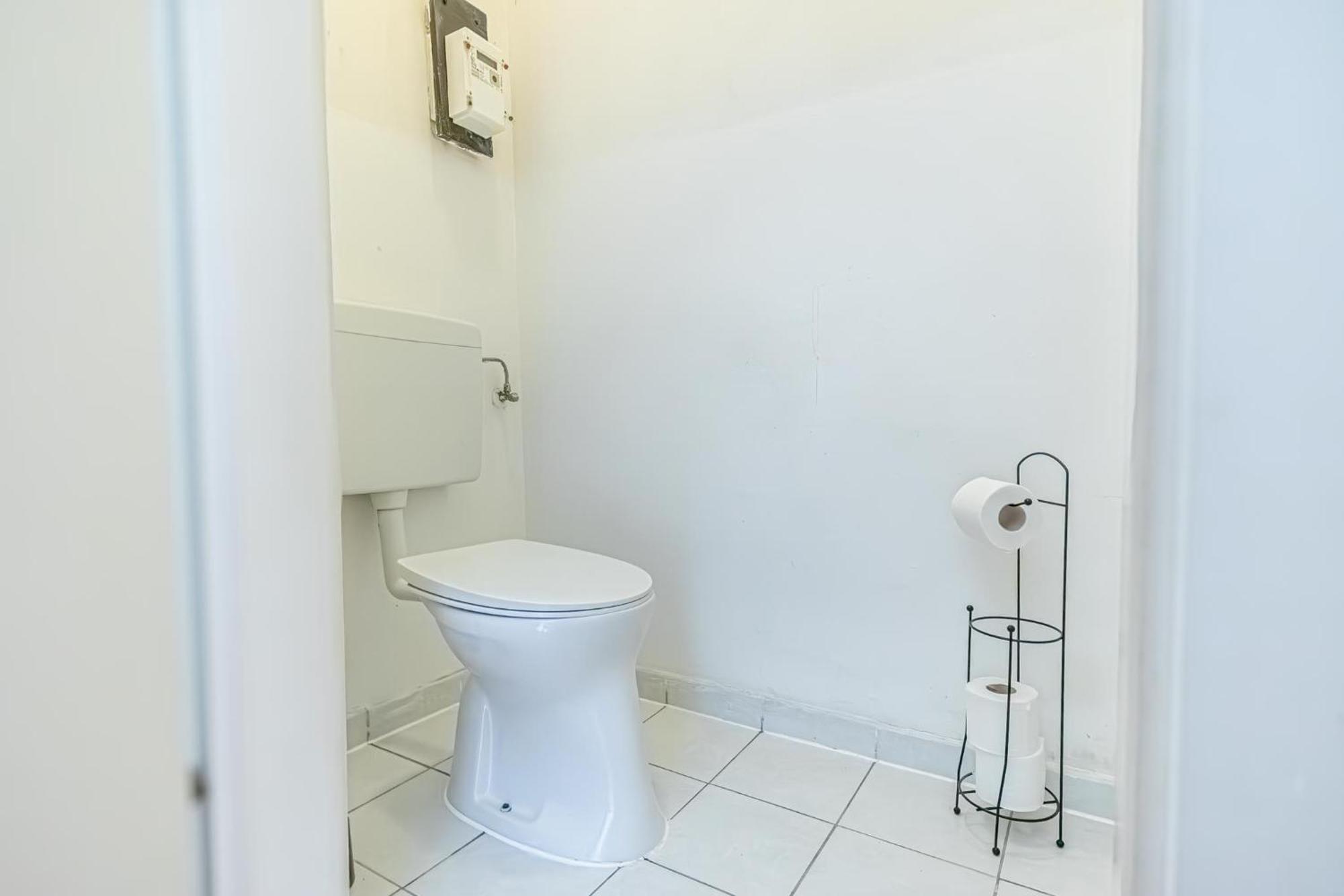 Sweet 3Br Shared Apt Near Wiener Stadthalle & Central Esterno foto
