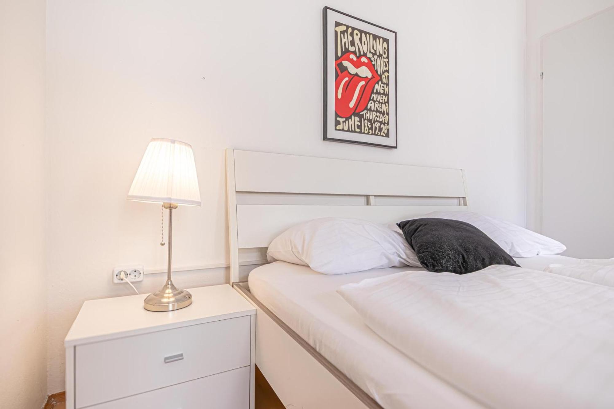 Sweet 3Br Shared Apt Near Wiener Stadthalle & Central Esterno foto