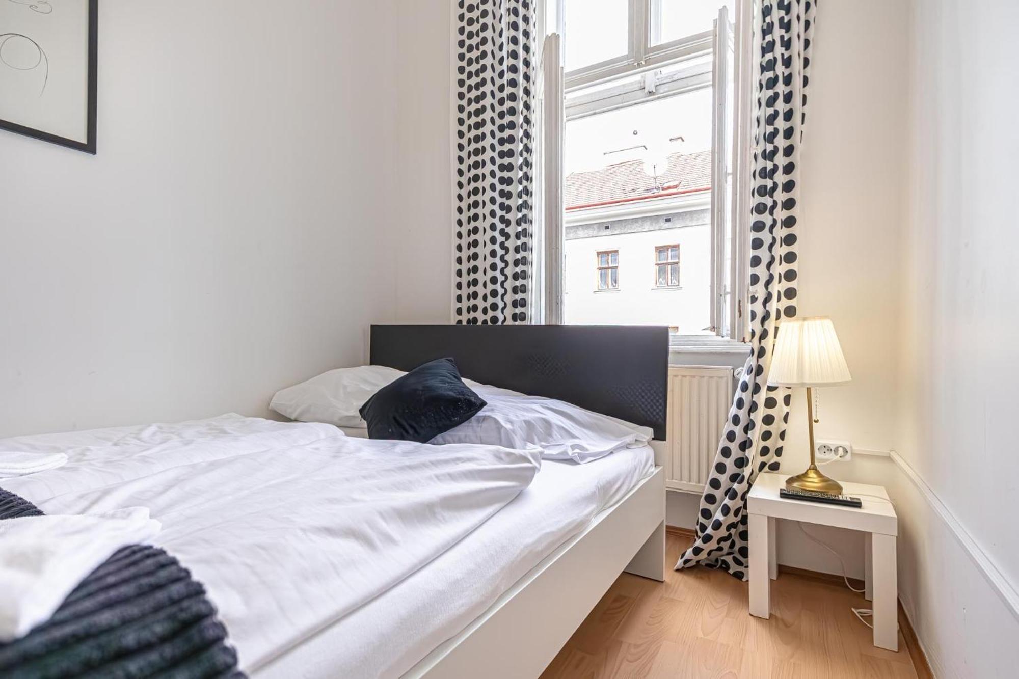 Sweet 3Br Shared Apt Near Wiener Stadthalle & Central Esterno foto